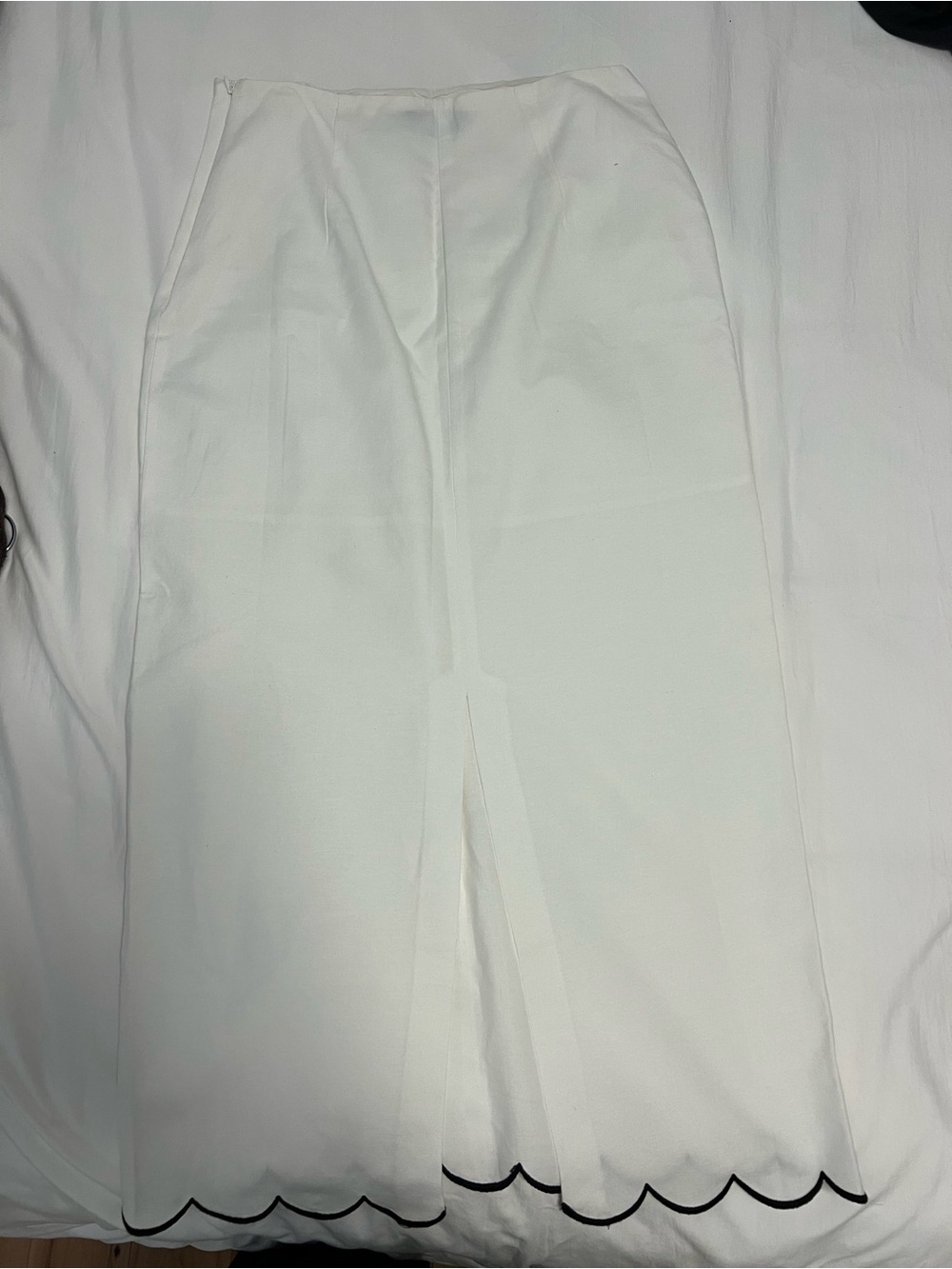 Vici White Scallop Hem Midi Skirt - Picture 10 of 14